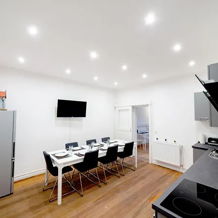 Work & Near Hamburg Apartment *